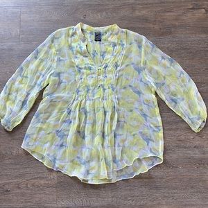 Casual Studio sheer floral blouse size M